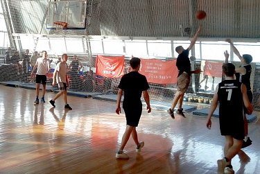 Студенческий турнир по баскетболу прошел в Орске